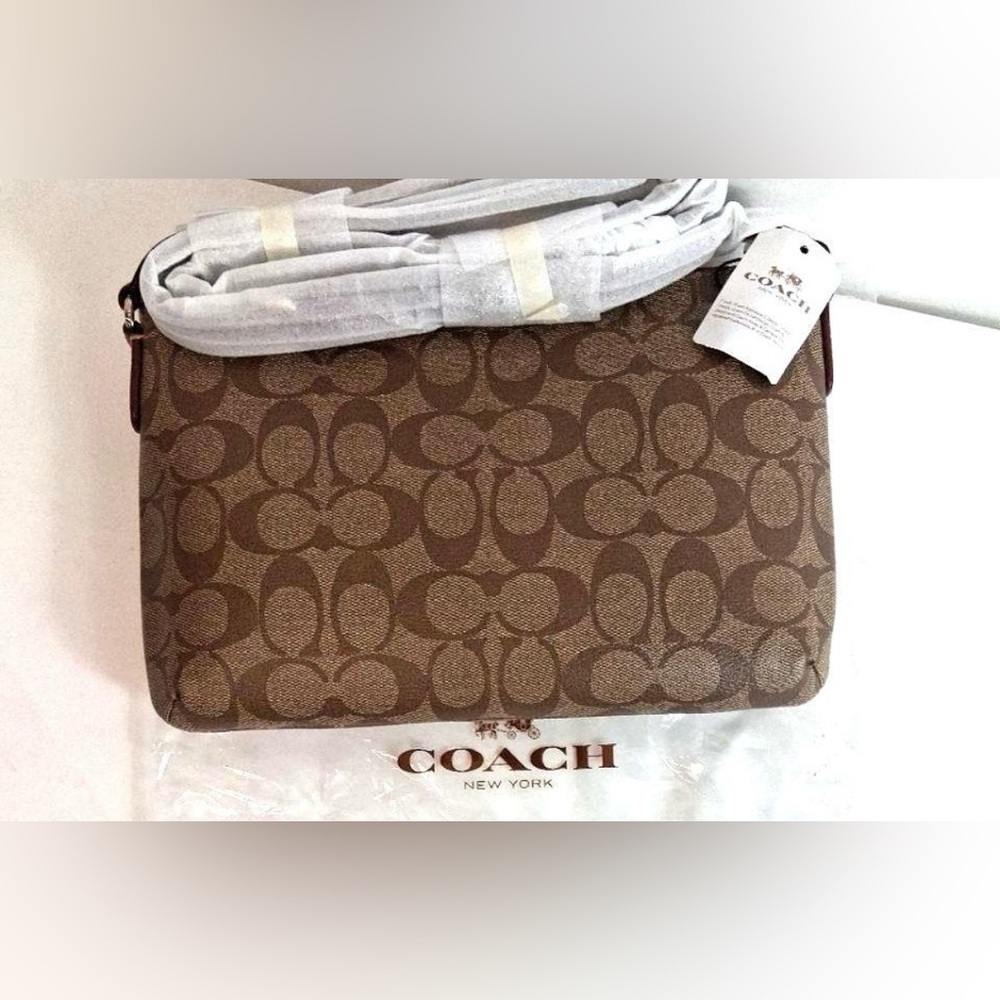 Coach Signature East/West Pop
Crossbody Bags - Picture 2 of 4